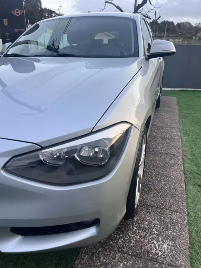 BMW 120 2013 - 13900 EUR, 190000 km - AUTO.MOTO.pt - 190000km - foto 7 de 50
