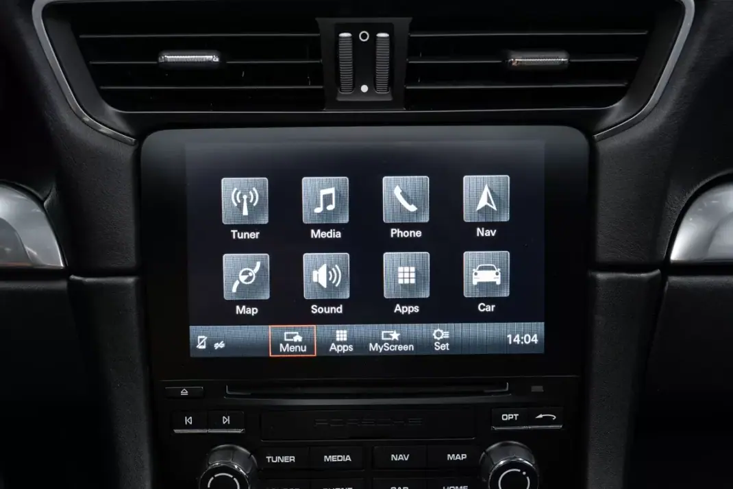 Porsche 991 2016 - 109950 EUR, 83000 km - AUTO.MOTO.pt - 83000km - foto 45 de 49