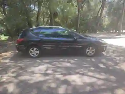 Peugeot 407 SW 2004 - 2500 EUR, 366864 km - AUTO.MOTO.pt - 366864km - foto 2 de 15