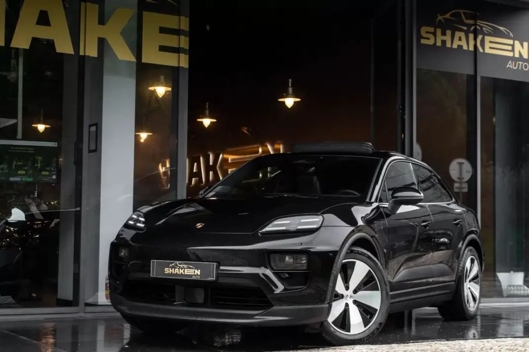 Porsche Macan 2025 - 83990 EUR, 15400 km - AUTO.MOTO.pt - 15400km - foto 1 de 49