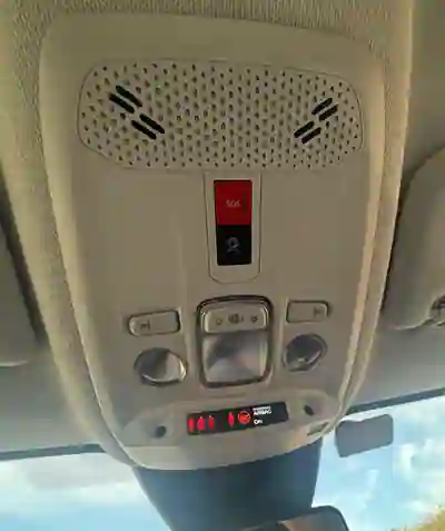 Citroën C4 2023 - 15000 EUR, 80000 km - AUTO.MOTO.pt - 80000km - foto 12 de 13