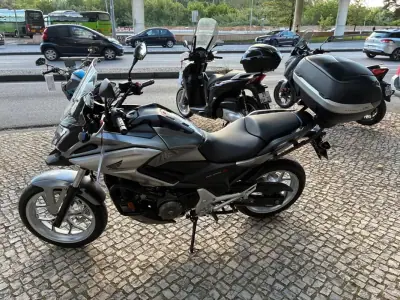 Honda NC750X 2017 - 5650 EUR, 38261 km - AUTO.MOTO.pt - 38261km - foto 8 de 14
