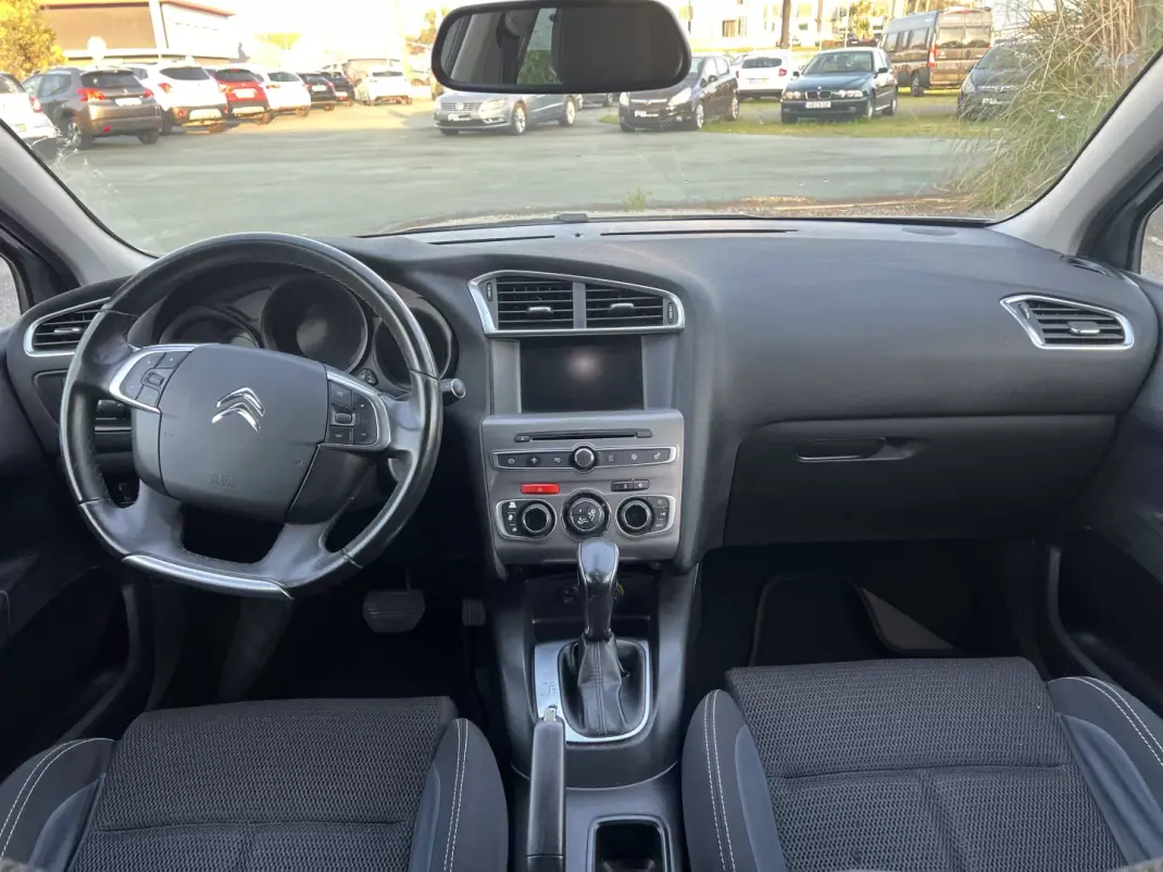 Citroën C4 2016 - 12250 EUR, 155210 km - AUTO.MOTO.pt - 155210km - foto 14 de 18