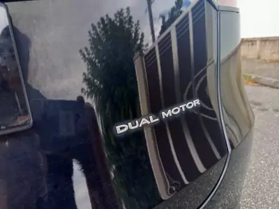 Tesla Model Y 2022 - 33990 EUR, 101500 km - 101500km - foto 10 de 18