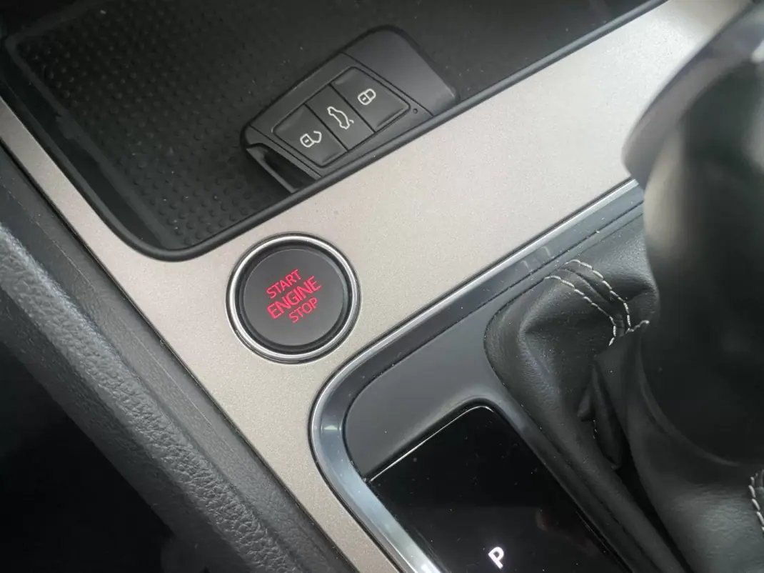 SEAT Ateca 2021 - 20900 EUR, 53837 km - AUTO.MOTO.pt - 53837km - foto 23 de 41