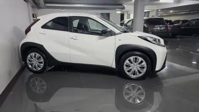 Toyota Aygo X 2023 - 15990 EUR, 33500 km - foto 3 de 24