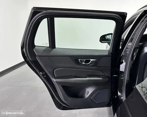 Volvo V60 2021 - 25990 EUR, 82125 km - AUTO.MOTO.pt - 82125km - foto 37 de 51