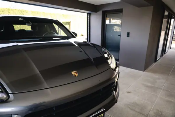 Porsche Cayenne Coupé 2019 - 62900 EUR, 253000 km - AUTO.MOTO.pt - 253000km - foto 10 de 40