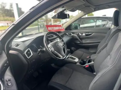 Nissan Qashqai 2016 - 15990 EUR, 117017 km - foto 2 de 6