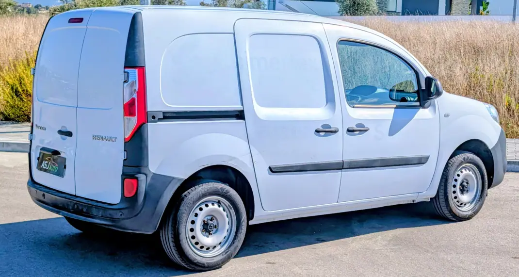 Renault Kangoo 2019 - 8900 EUR, 177086 km - 177086km - foto 10 de 18