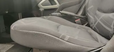 Smart Fortwo Cabrio 2010 - 6990 EUR, 155500 km - AUTO.MOTO.pt - 155500km - foto 24 de 37