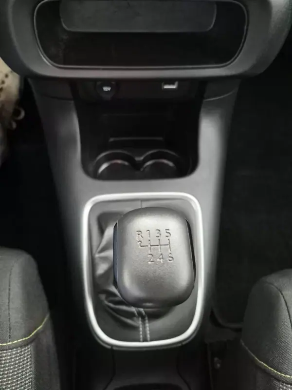 Citroën C3 2024 - 15750 EUR, 16678 km - AUTO.MOTO.pt - 16678km - foto 15 de 22