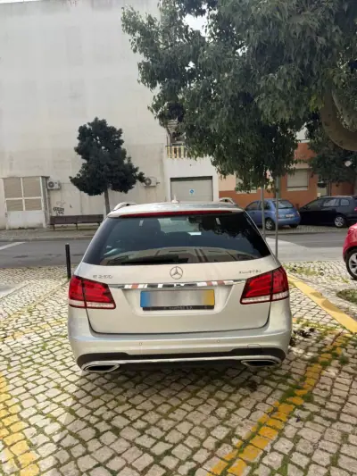 Mercedes-Benz E 250 2016 - 23000 EUR, 192000 km - AUTO.MOTO.pt - 192000km - foto 6 de 15