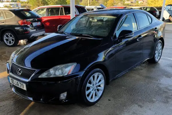 Lexus IS 220 2010