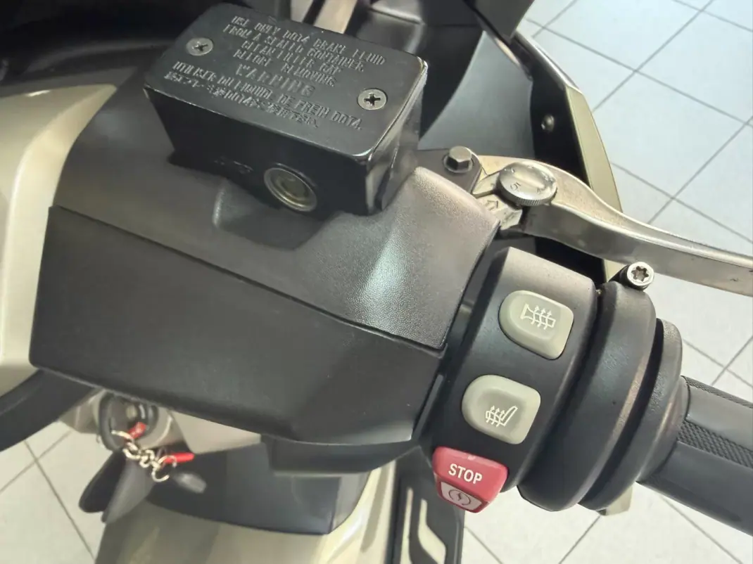 BMW C 650 GT 2012 - 5500 EUR, 31823 km - 31823km - foto 13 de 22