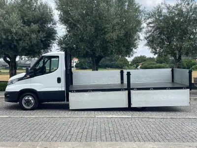 Iveco Daily 2022 - 33450 EUR, 154000 km - AUTO.MOTO.pt - 154000km - foto 14 de 37