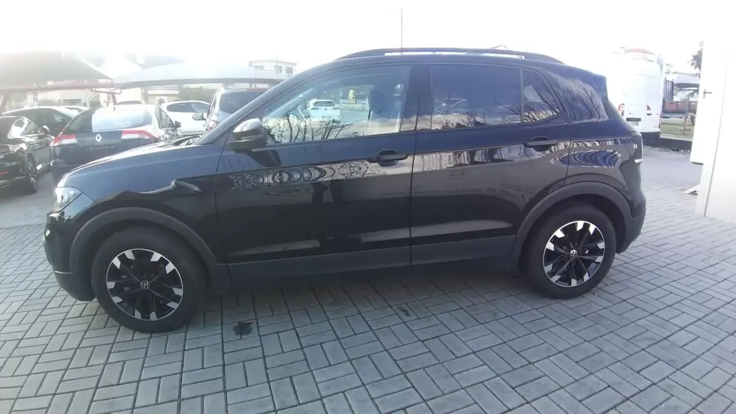 Volkswagen T-Cross 2023 - 18950 EUR, 112531 km - AUTO.MOTO.pt - 112531km - foto 31 de 40