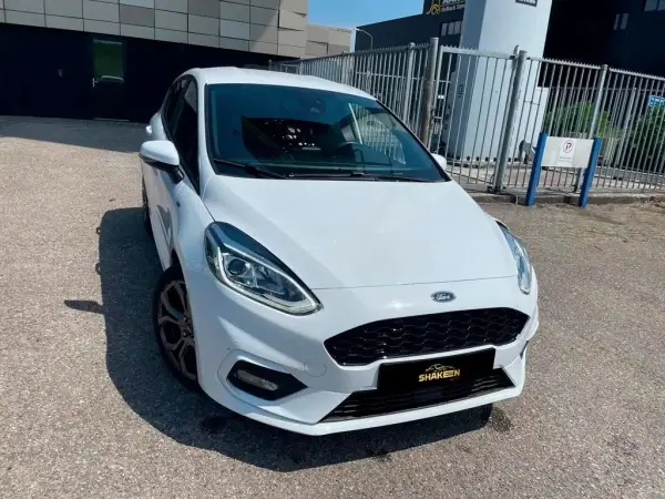 Ford Fiesta 2021 - 12450 EUR, 121472 km - AUTO.MOTO.pt - 121472km - foto 2 de 10