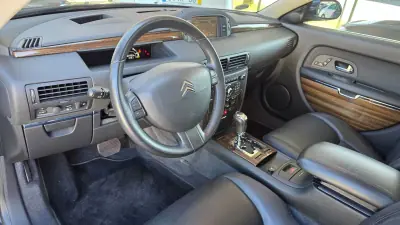 Citroën C6 2006 - 16490 EUR, 82000 km - AUTO.MOTO.pt - 82000km - foto 10 de 22