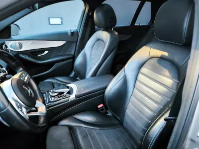 Mercedes-Benz C 300 2020 - 28950 EUR, 166000 km - AUTO.MOTO.pt - 166000km - foto 28 de 62