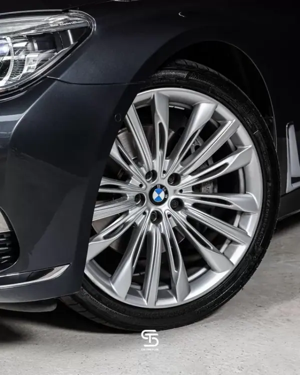 BMW 730 2017 - 36950 EUR, 152871 km - AUTO.MOTO.pt - 152871km - foto 6 de 35
