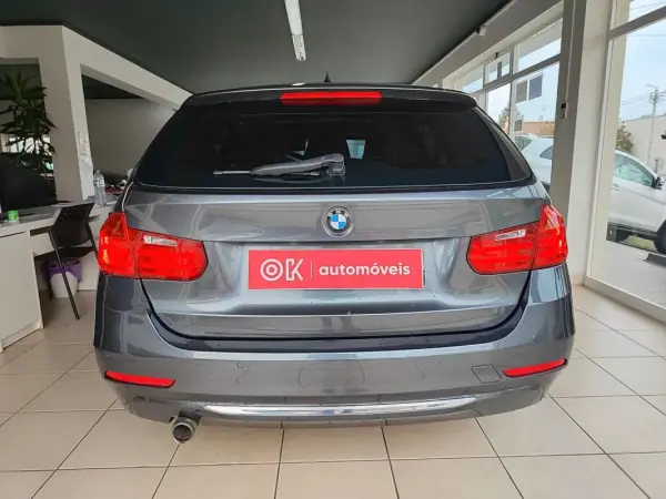 BMW 318 2013 - 14250 EUR, 180000 km - AUTO.MOTO.pt - 180000km - foto 9 de 39