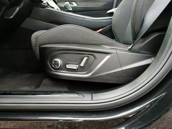 Lynk & Co 1 2022 - 29000 EUR, 29500 km - AUTO.MOTO.pt - 29500km - foto 28 de 30