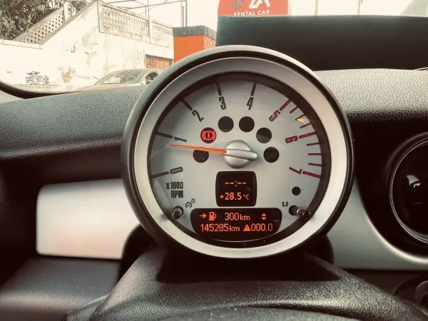 MINI Clubman 2008 - 10750 EUR, 144000 km - AUTO.MOTO.pt - 144000km - foto 11 de 12