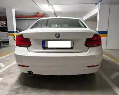 BMW 2 Series 2017 — foto 6 de 9