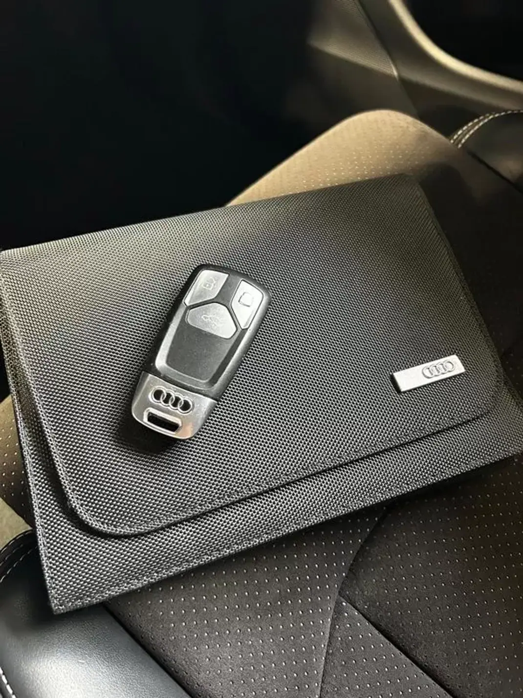 Audi Q7 2016 - 41000 EUR, 139983 km - AUTO.MOTO.pt - 139983km - foto 39 de 46