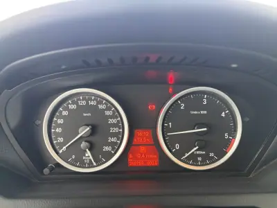 BMW 635 2008 - 19990 EUR, 240759 km - AUTO.MOTO.pt - 240759km - foto 11 de 12