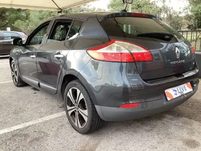 Renault Mégane Break 2011 - 8490 EUR, 198900 km - AUTO.MOTO.pt - 198900km - foto 2 de 5