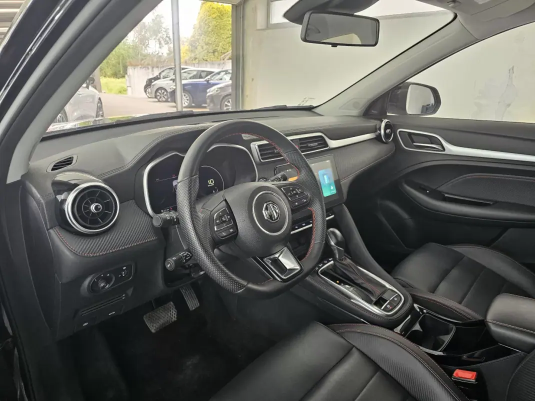 MG ZS 2025 - 23500 EUR, 20197 km - AUTO.MOTO.pt - 20197km - foto 12 de 41