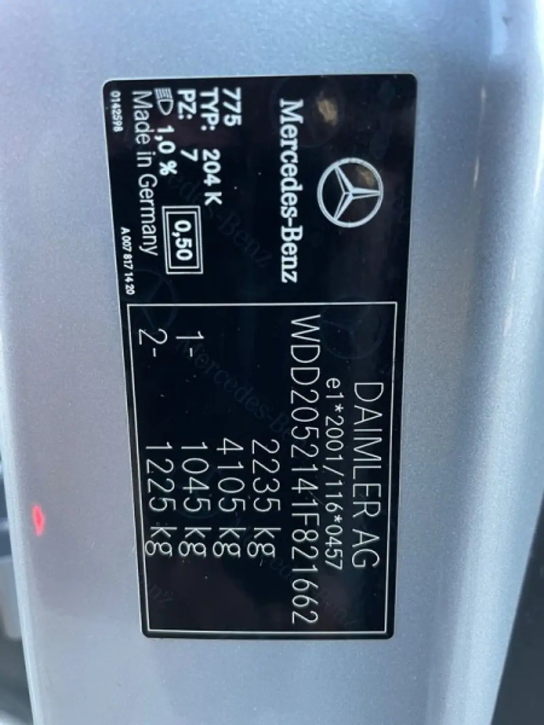 Mercedes-Benz C 220 2018 - 32500 EUR, 120400 km - AUTO.MOTO.pt - 120400km - foto 40 de 40