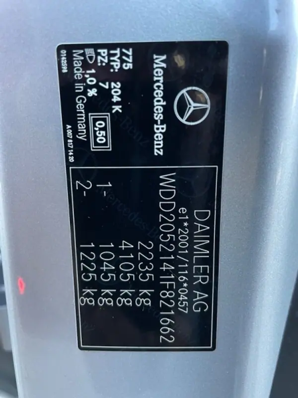 Mercedes-Benz C 220 2018 - 32500 EUR, 120400 km - AUTO.MOTO.pt - 120400km - foto 40 de 40
