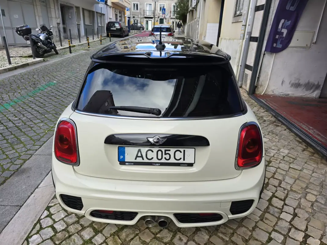 MINI Cooper 2017 - 14999 EUR, 166333 km - AUTO.MOTO.pt - 166333km - foto 5 de 24