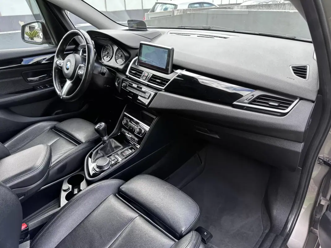 BMW 218 Active Tourer 2014 - 13900 EUR, 150000 km - AUTO.MOTO.pt - 150000km - foto 58 de 64