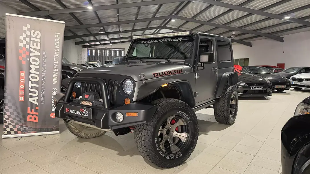 Jeep Wrangler 2010 - 35000 EUR, 129687 km - AUTO.MOTO.pt - 129687km - foto 1 de 47