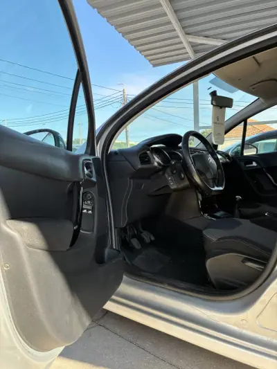 Citroën C3 2014 - 5999 EUR, 160000 km - AUTO.MOTO.pt - 160000km - foto 17 de 22