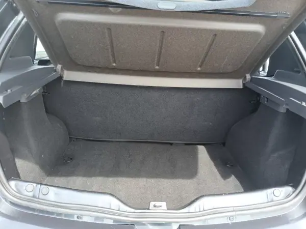 Dacia Sandero 2012 - 5350 EUR, 75719 km - 75719km - foto 19 de 19