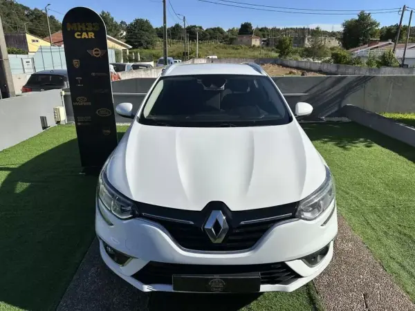 Renault Mégane Sport Tourer 2017 - 9900 EUR, 190000 km - AUTO.MOTO.pt - 190000km - foto 5 de 60