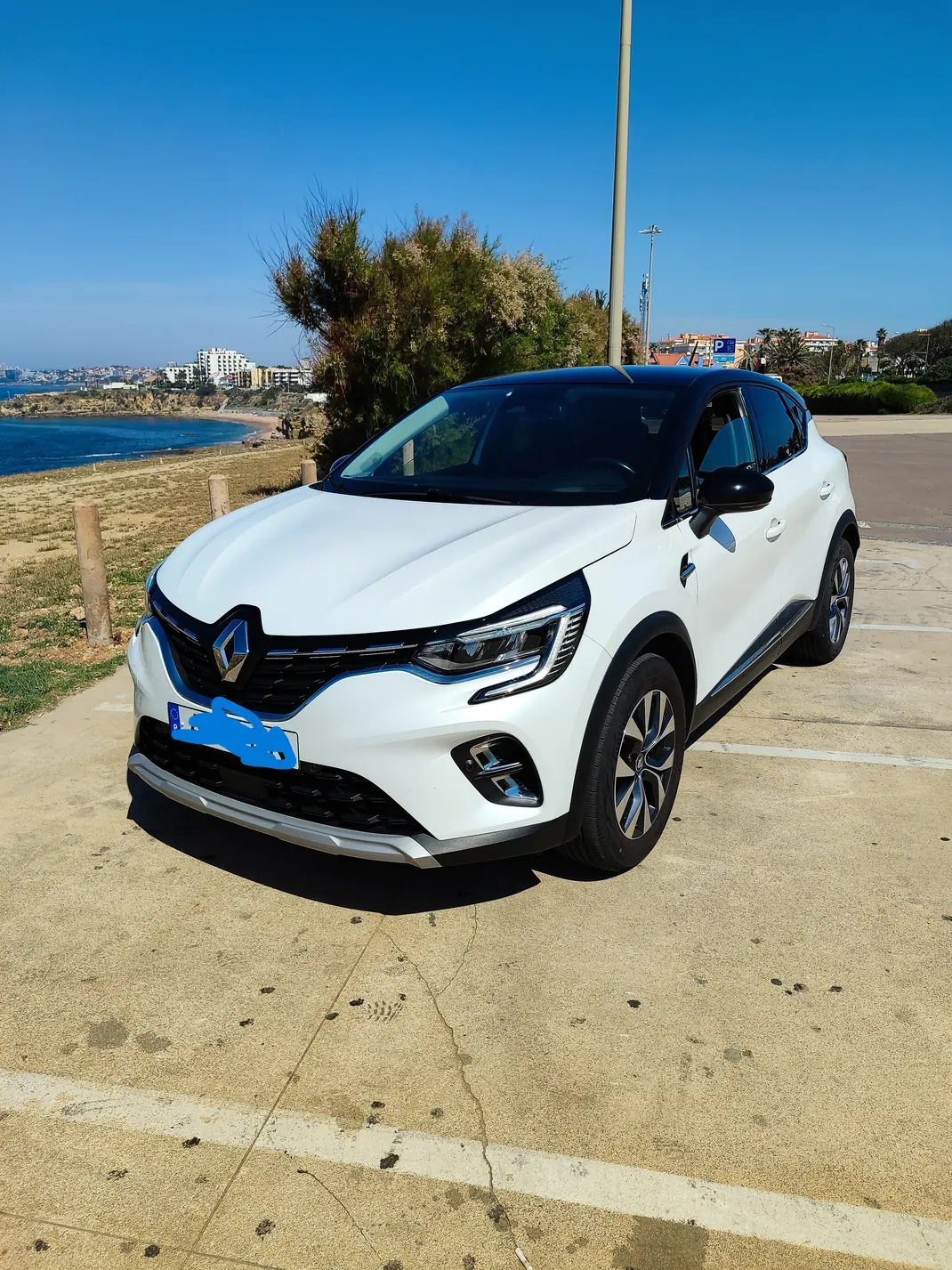 Renault Captur 2020 - 15000 EUR, 30000 km - AUTO.MOTO.pt - 30000km - foto 1 de 14