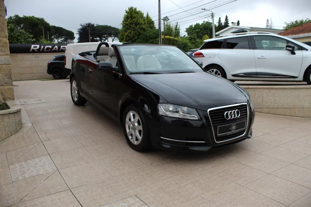 Audi A3 Cabrio 2010 - 10990 EUR, 117000 km - 117000km - foto 4 de 25