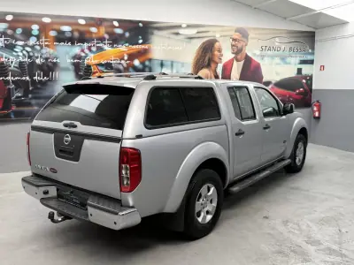 Nissan Navara 2011 — photo 5 of 19