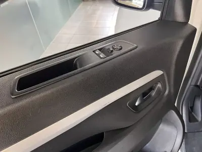 Citroën Spacetourer 2018 - 21800 EUR, 210620 km - AUTO.MOTO.pt - 210620km - foto 17 de 23