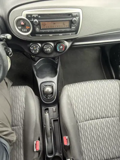 Toyota Yaris 2014 - 10990 EUR, 149000 km - AUTO.MOTO.pt - 149000km - foto 19 de 19