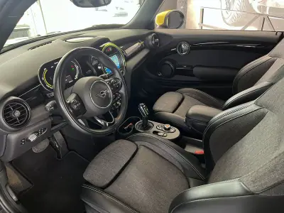 MINI Electric 2020 - 17800 EUR, 55687 km - AUTO.MOTO.pt - 55687km - foto 6 de 27