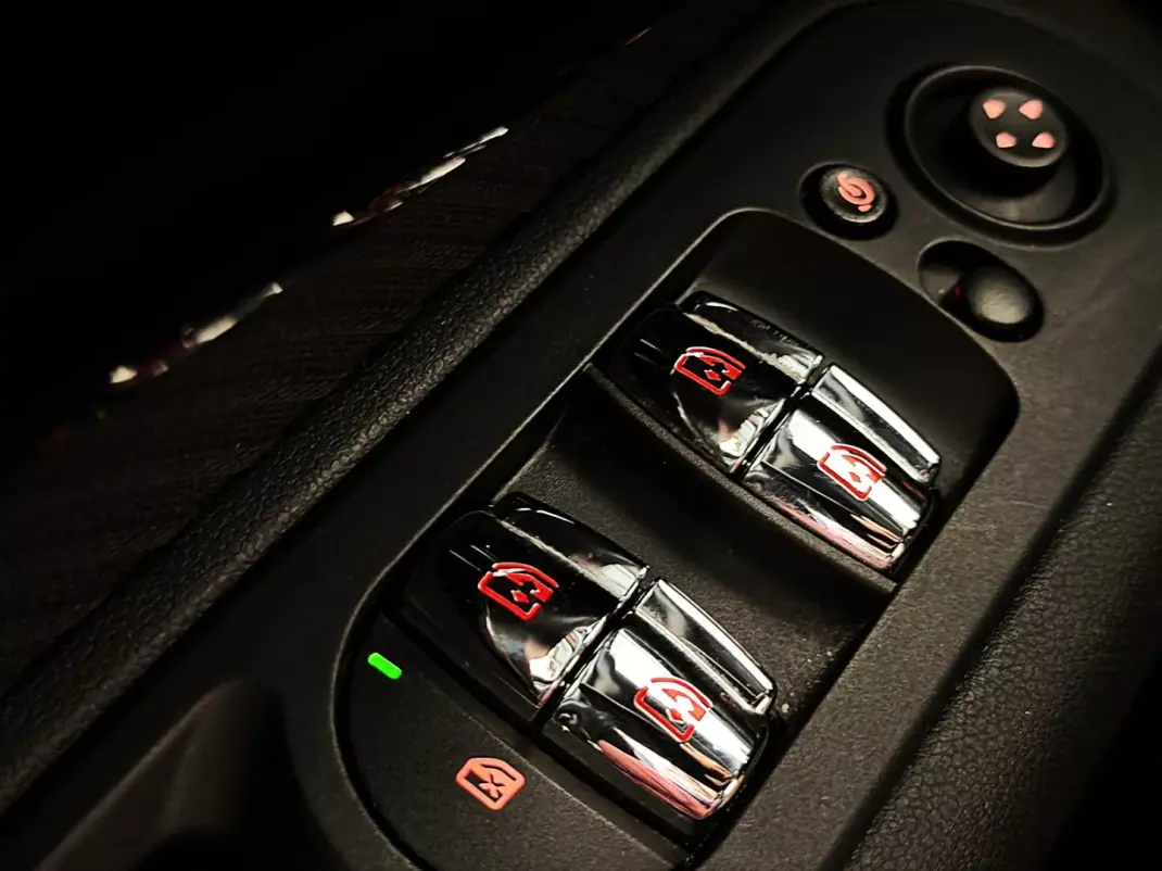 MINI Clubman 2019 - 18500 EUR, 43000 km - 43000km - foto 23 de 35
