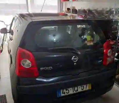 Nissan Pixo 2010 - 3750 EUR, 99000 km - AUTO.MOTO.pt - 99000km - foto 2 de 5