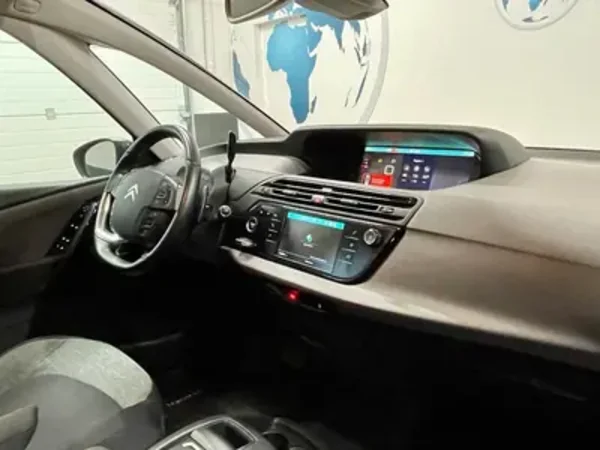 Citroën C4 Spacetourer 2020 - 24980 EUR, 65900 km - AUTO.MOTO.pt - 65900km - foto 7 de 27